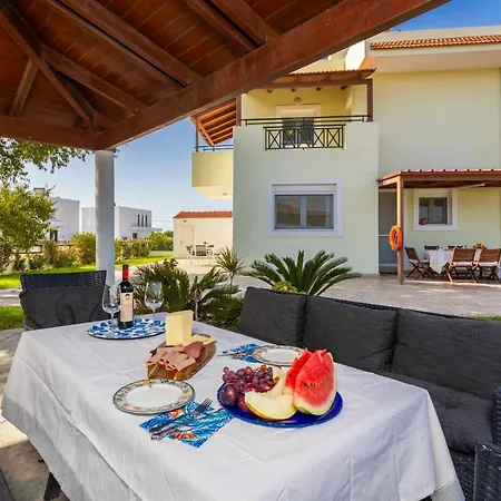 Amphitrite Villa *