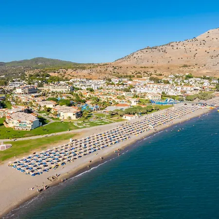 Amphitrite Villa *